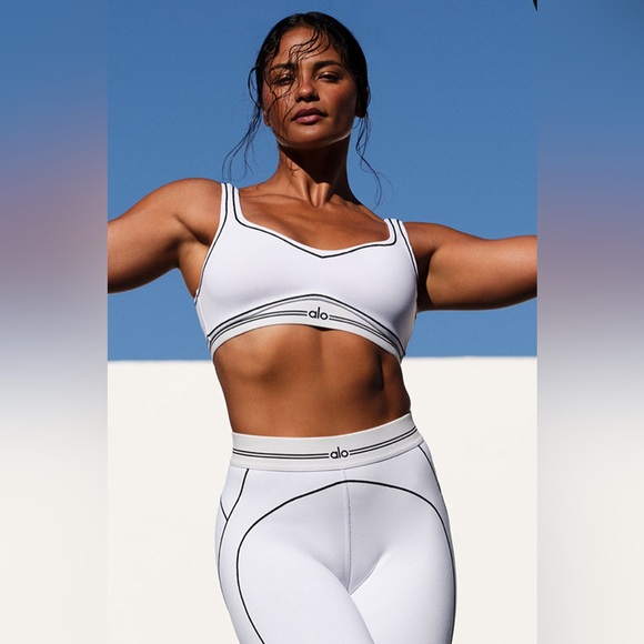 ALO Yoga Airbrush High-Waist Heart Throb Legging NWT XS - Picture 6 of 10